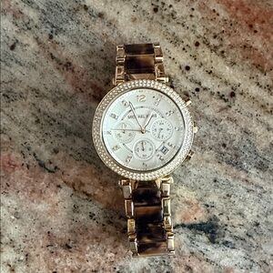 Michael Kors Women's Gold-Tone Tortoiseshell Accent Crystal Watch - Gold